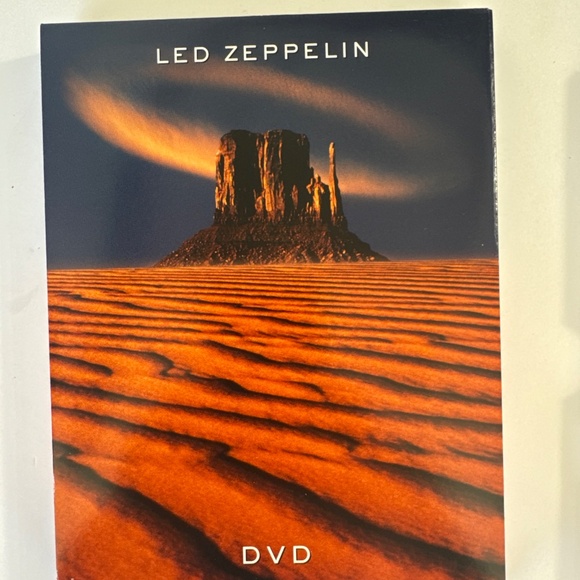 Led Zeppelin Live DVD Box Set (2 Discs, 2003) Pre-owned - Picture 3 of 10